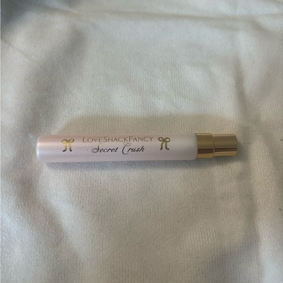 💋2/$25 Loveshackfancy secret crush travel - Picture 4 of 4